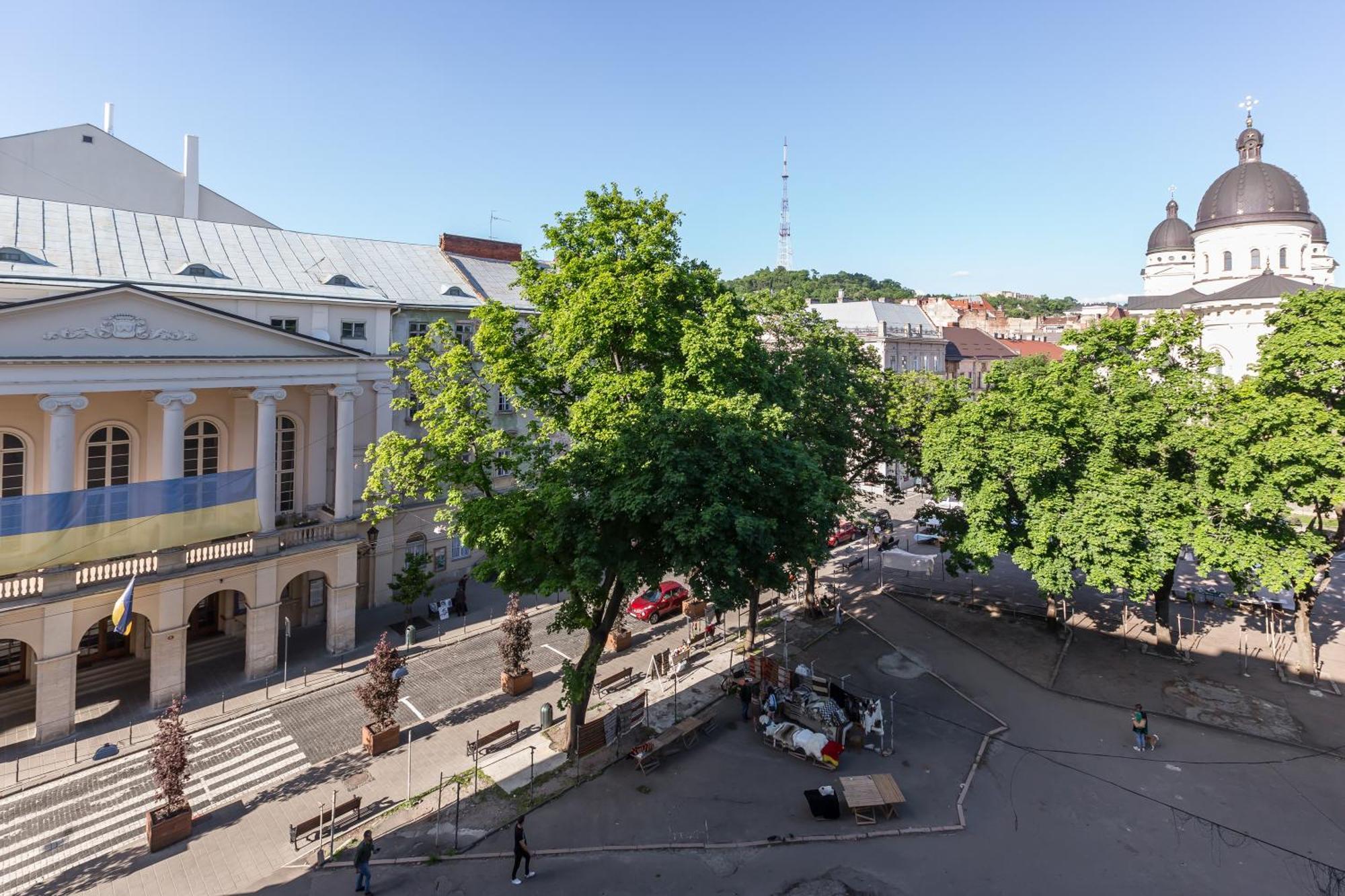 Квартира Віп В Центрі На Вулиці Проспект Свободи 22 Біля Оперного Театру Біля Вернісажу Lviv Exterior photo